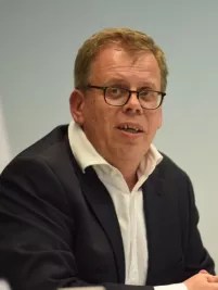 dominik_schnichels.jpg (DE)