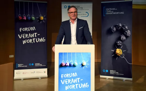 20191212 - ZEV-Ringvorlesung - Dirk Lanzerath Foto: S.Flessing 4957 (DE)